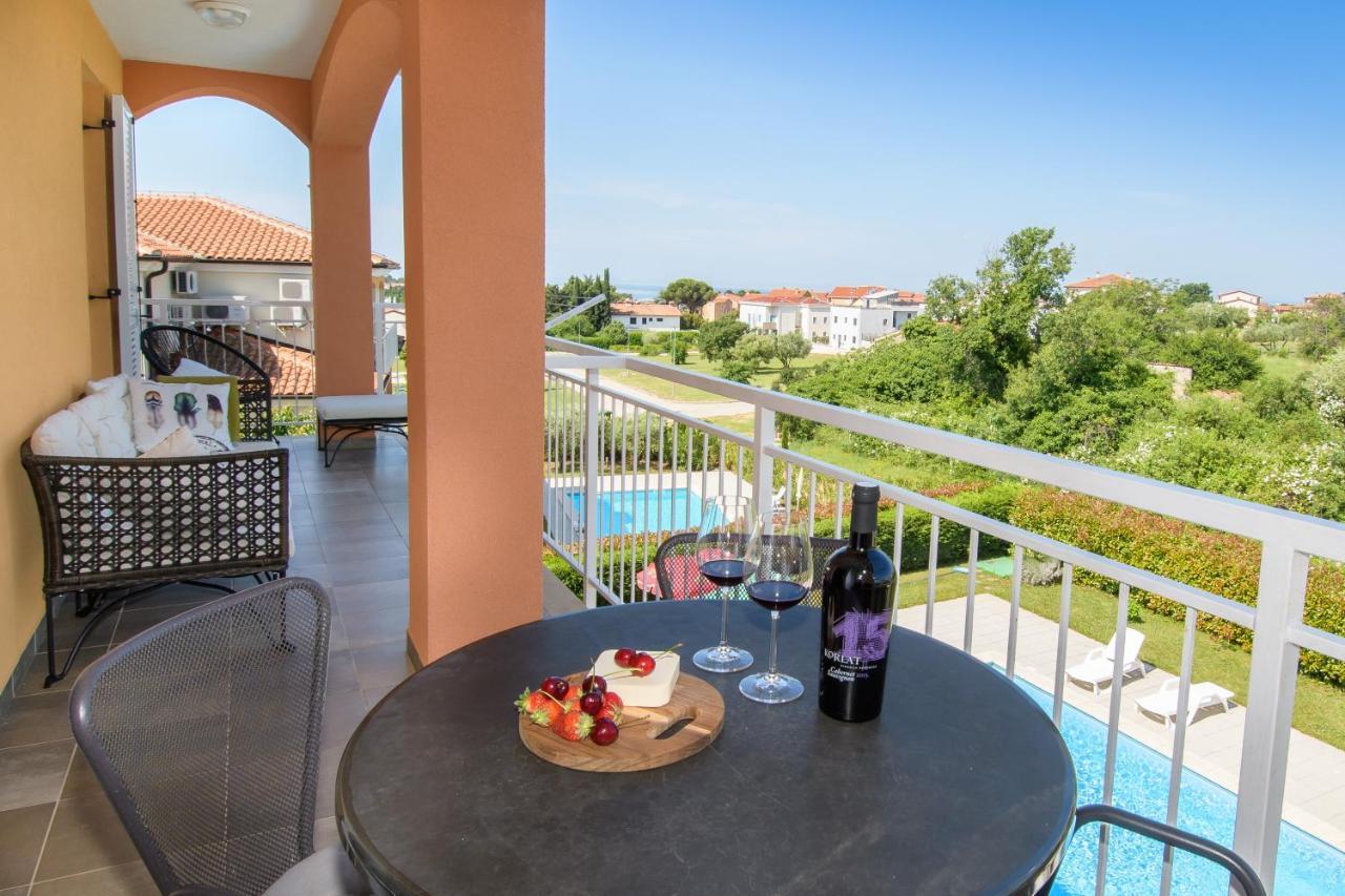 Aurea Novigrad Apartment Novigrad  ภายนอก รูปภาพ