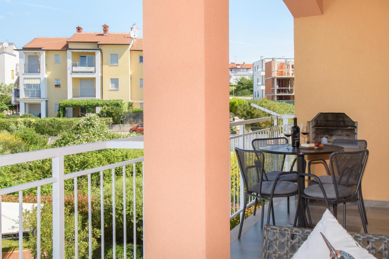 Aurea Novigrad Apartment Novigrad  ภายนอก รูปภาพ
